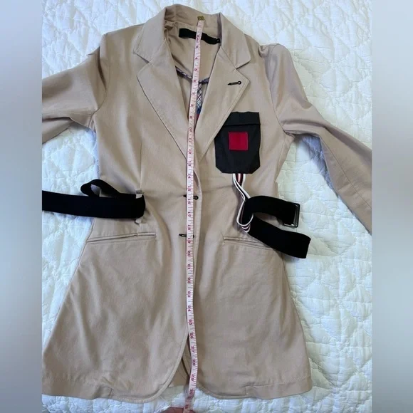 Designer AVTANDIL-73 Beige Jacket in Size Small - Picture 5 of 16